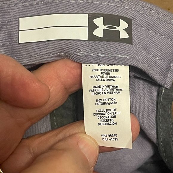 Under Armour Rainbow Embroidered Cap With Adjustable‎ Strap - Picture 7 of 16